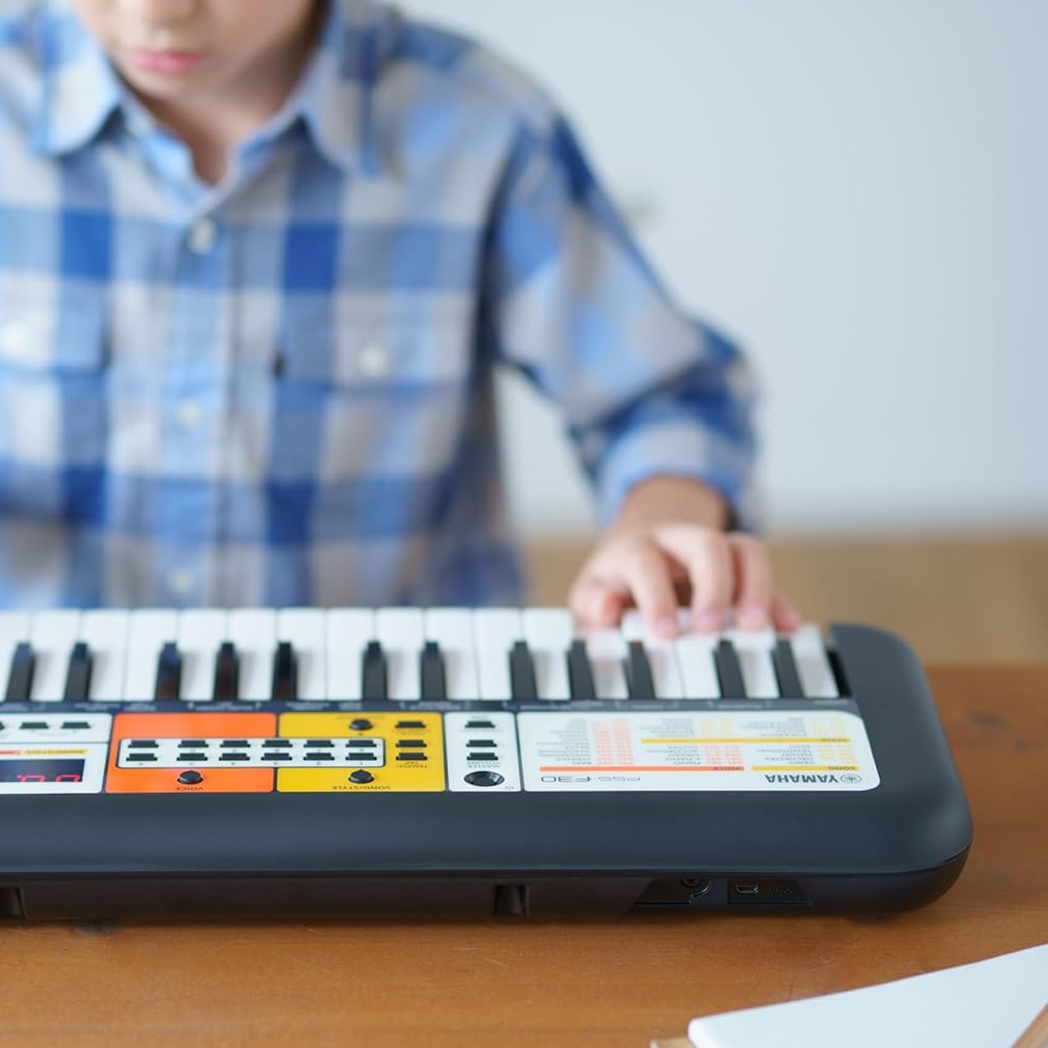Yamaha PSS-F30 37-Key Portable Keyboard: image 6